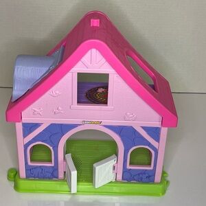 LITTLE PEOPLE farm house w sounds